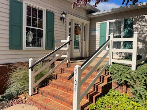 More Photos Of 5100 Bernard Dr, Roanoke Medical For Sale