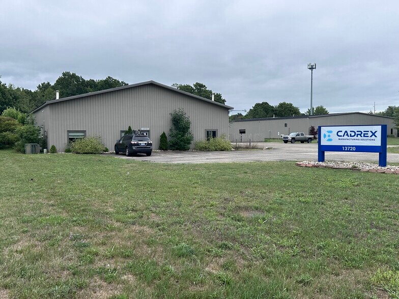More Photos Of 13720 172nd Ave, Grand Haven Manufacturing For Lease