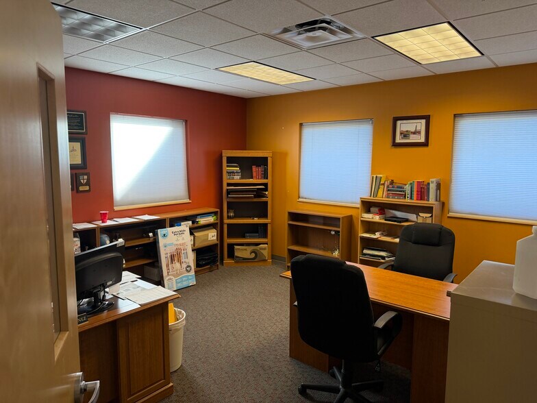 More Photos Of 1784 N Aaron Dr, Tooele Office For Sale