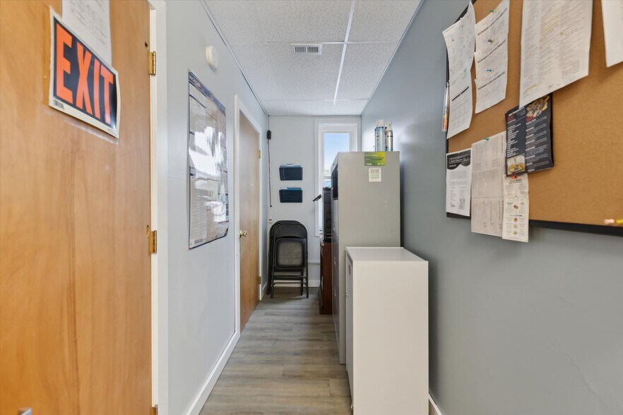 More Photos Of 1000 N Johnson St, Bay City Medical For Sale