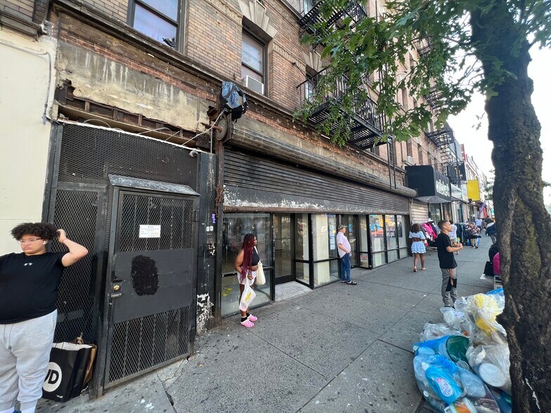 More Photos Of 554-556 W 181st St, New York Apartments For Lease