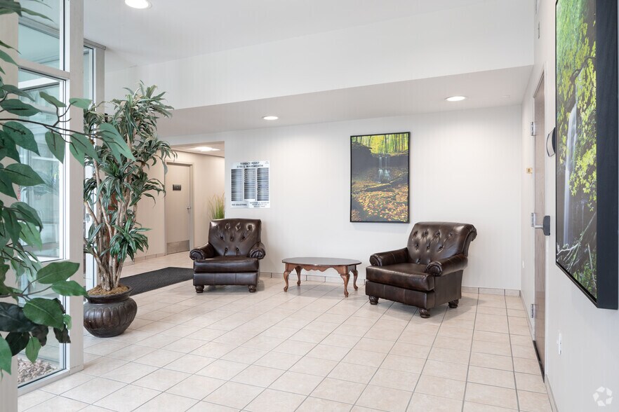 More Photos Of 3190 S Wadsworth Blvd, Lakewood Office For Lease