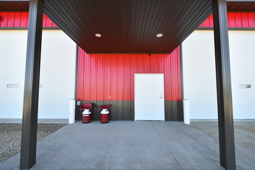 More Photos Of 1095 Bioscience Dr SE, Pine Island Warehouse For Sale