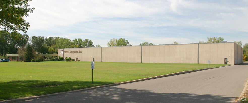 More Photos Of 300 SW 9th Ave, New Brighton Warehouse For Sale
