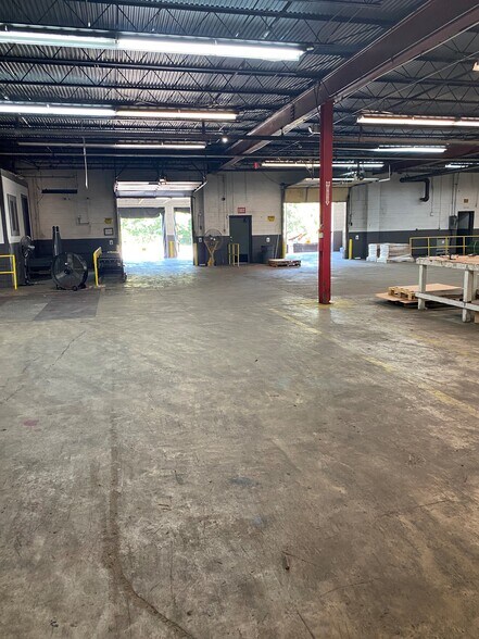 More Photos Of 129 Legionaire Dr, Lincolnton Manufacturing For Lease