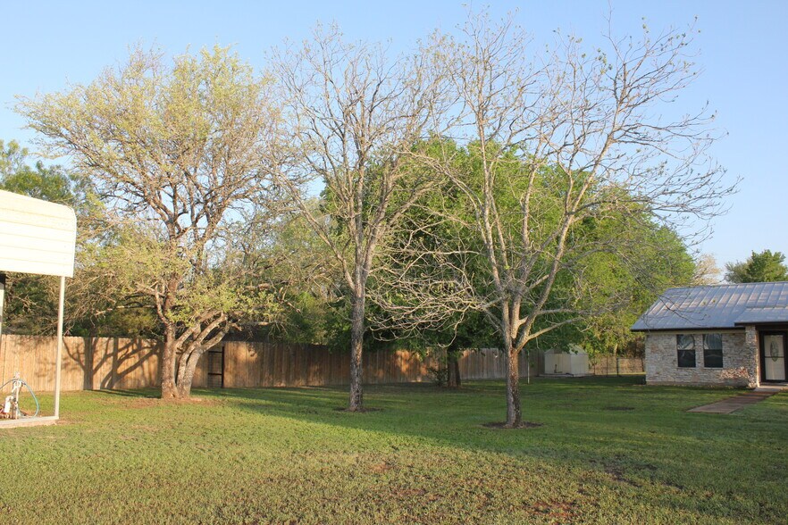 More Photos Of 986 Shiloh Rd, Bastrop Land For Sale
