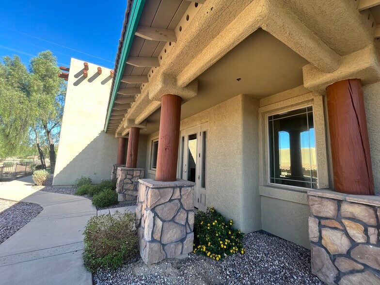 More Photos Of 10565 N 114th St, Scottsdale Office For Lease