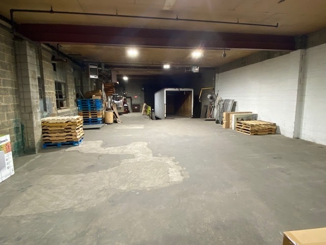 More Photos Of 17 Madison Ave, Paterson Distribution For Lease