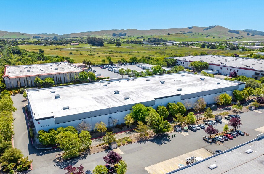 More Photos Of 770 Skyway Ct, Napa Warehouse For Lease