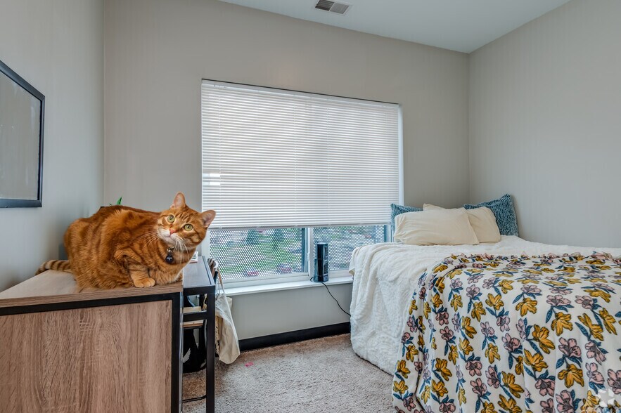 More Photos Of 482 Marion Rd, Oshkosh Apartments For Sale