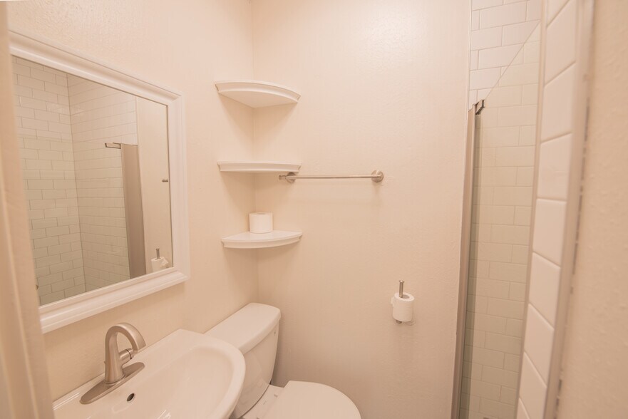 More Photos Of 104 Barker Creek rd, Scroggins Specialty For Sale