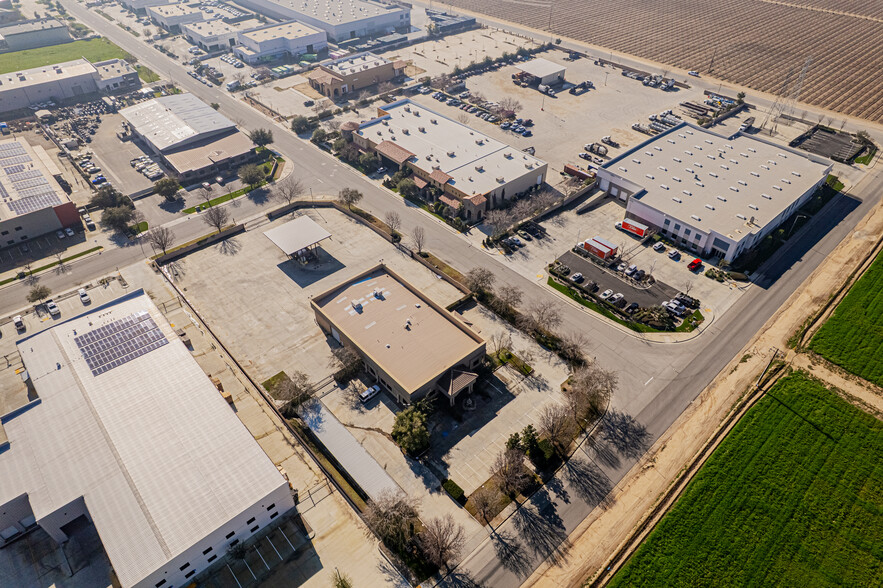 More Photos Of 34933 Imperial Ave, Bakersfield Industrial For Lease