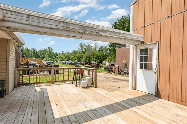 More Photos Of 3318 Old Kawkawlin Rd, Bay City Auto Repair For Sale