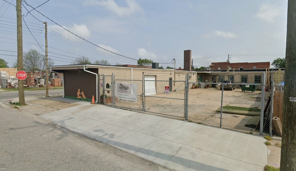 More Photos Of 2400 Granby St, Norfolk Warehouse For Lease