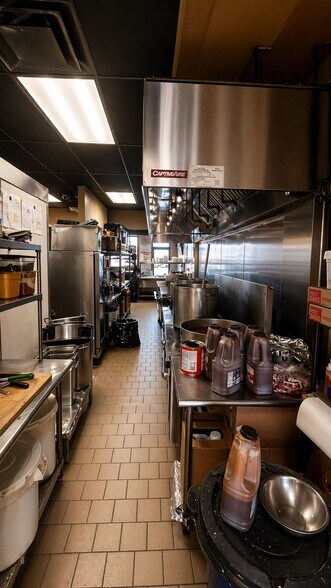 More Photos Of 163-175 Nassau Rd, Roosevelt Freestanding For Sale