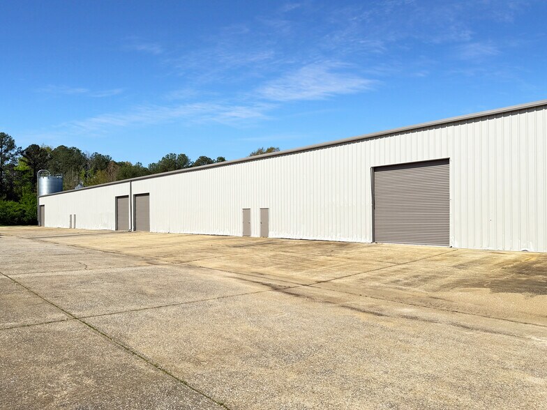 More Photos Of 1305 Whigham Pl, Tuscaloosa Warehouse For Lease