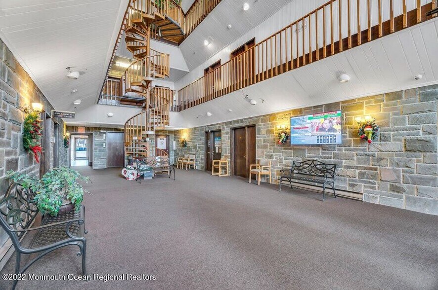 More Photos Of 445 Brick Blvd, Brick Medical For Lease