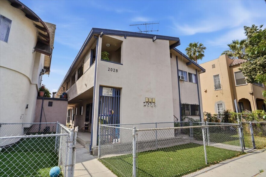 More Photos Of 117 N St Louis St, Los Angeles Multifamily For Sale