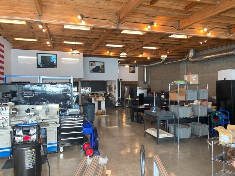 More Photos Of 113-117 Sierra St, El Segundo Loft Creative Space For Lease