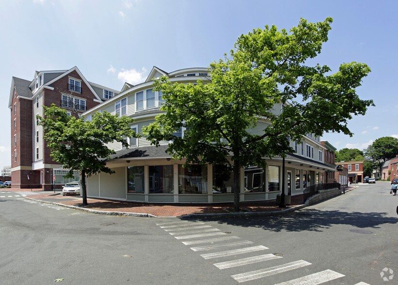 More Photos Of 70-102 Wharf St, Salem Apartments For Lease
