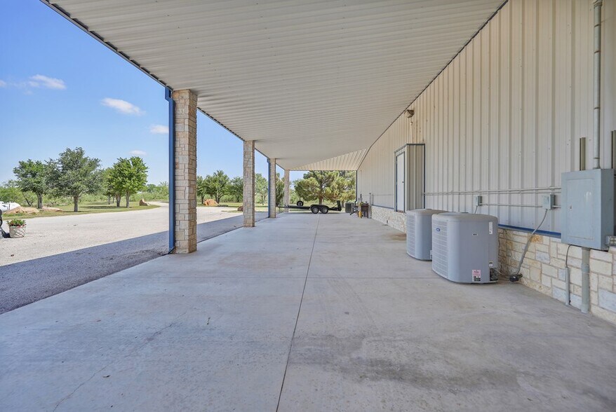 More Photos Of E IH-20, Midland Office Residential For Sale
