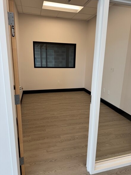 More Photos Of 235 Sugar St, Layton Industrial For Lease
