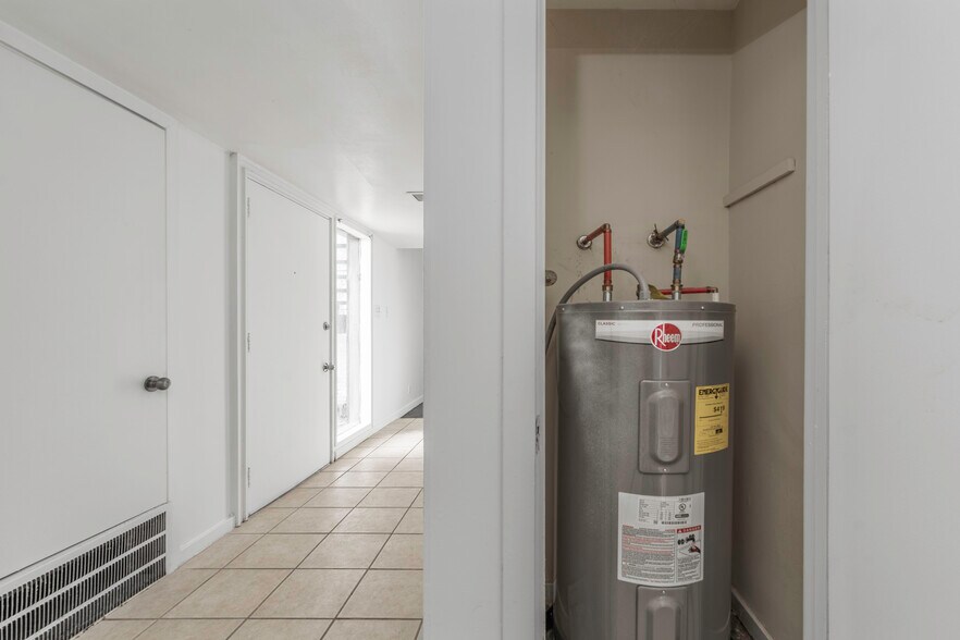 More Photos Of 3701-3743 Wesley Dr, Montgomery Apartments For Sale