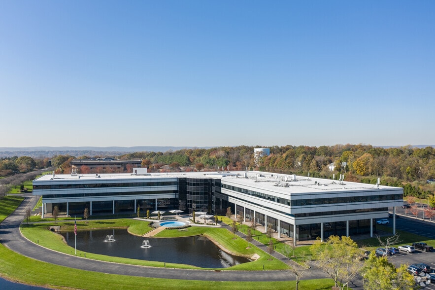 More Photos Of 50 Tice Blvd, Woodcliff Lake Office For Lease
