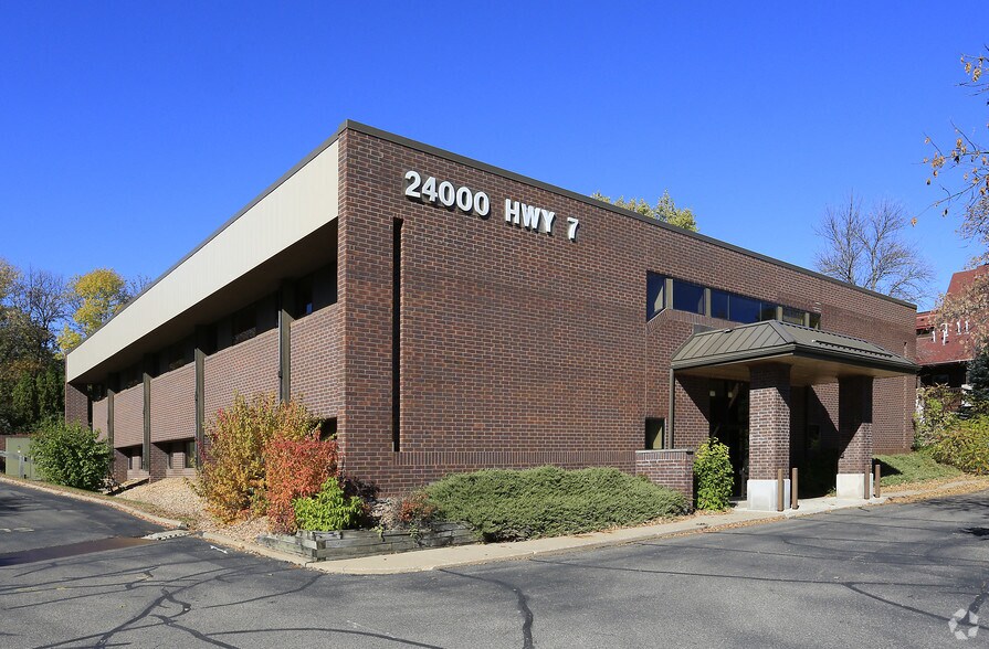 Primary Photo Of 24000 Hwy 7, Shorewood Office For Lease