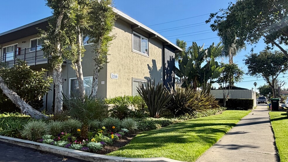 Primary Photo Of 2256-2260 Maple St, Costa Mesa Apartments For Sale