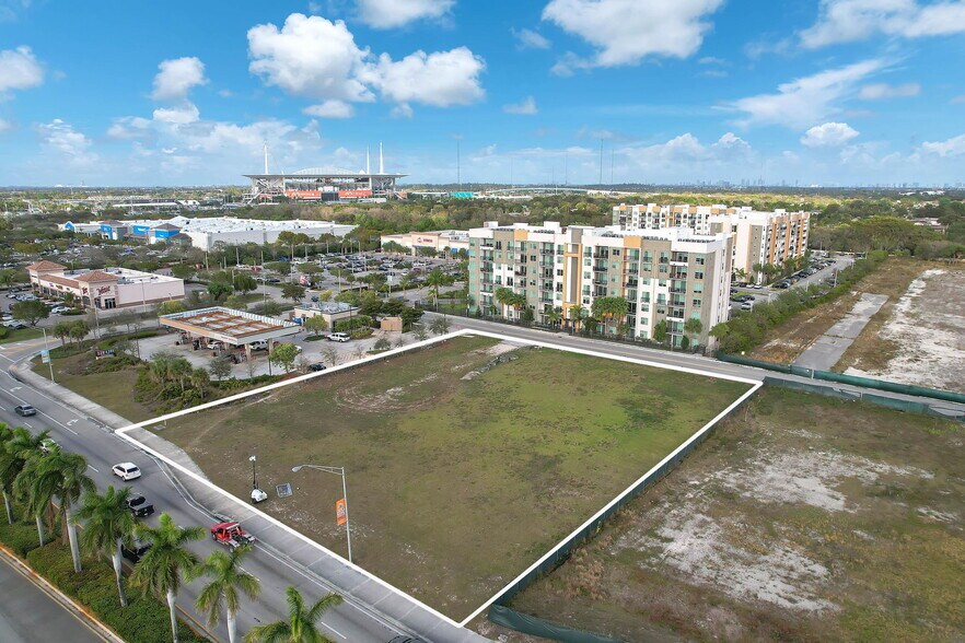 More Photos Of NW 27th Ave, Miami Gardens Land For Sale