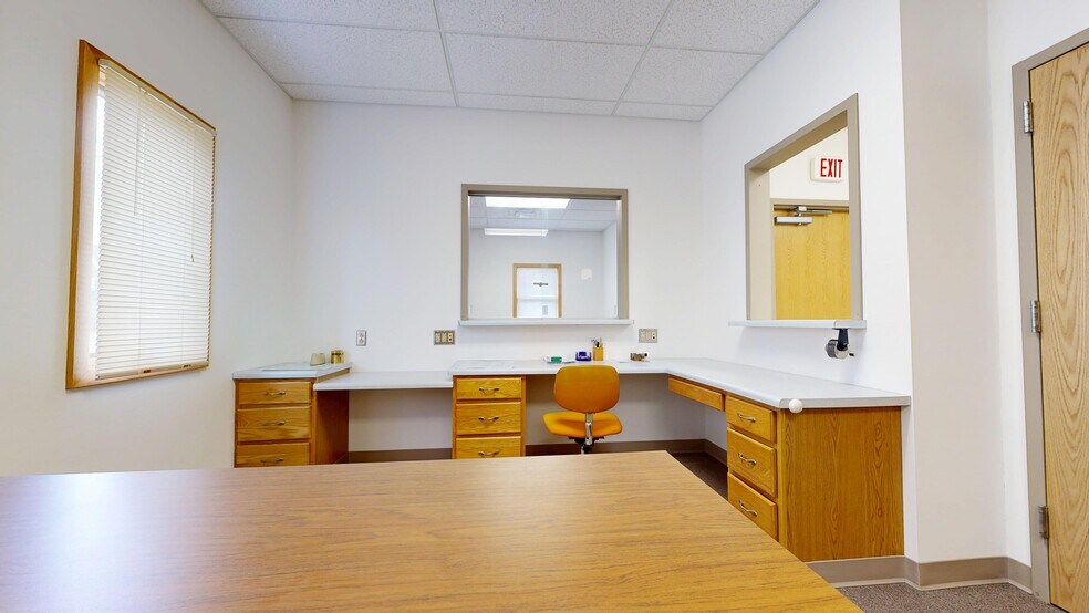 More Photos Of 458 Glessner Ave, Mansfield Medical For Sale