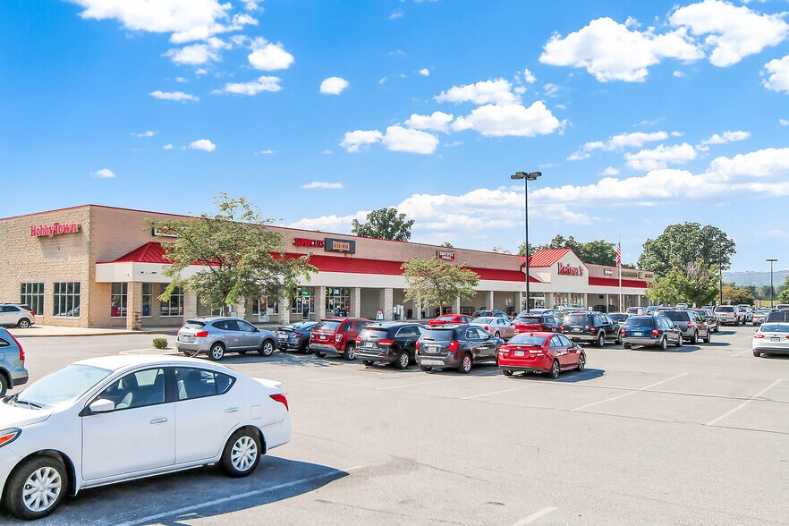 More Photos Of 4860 Penn Ave, Sinking Spring Storefront For Lease