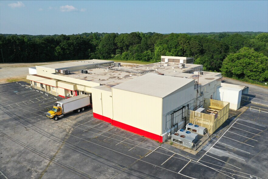 More Photos Of 635 Kingsbridge Rd, Carrollton Distribution For Lease
