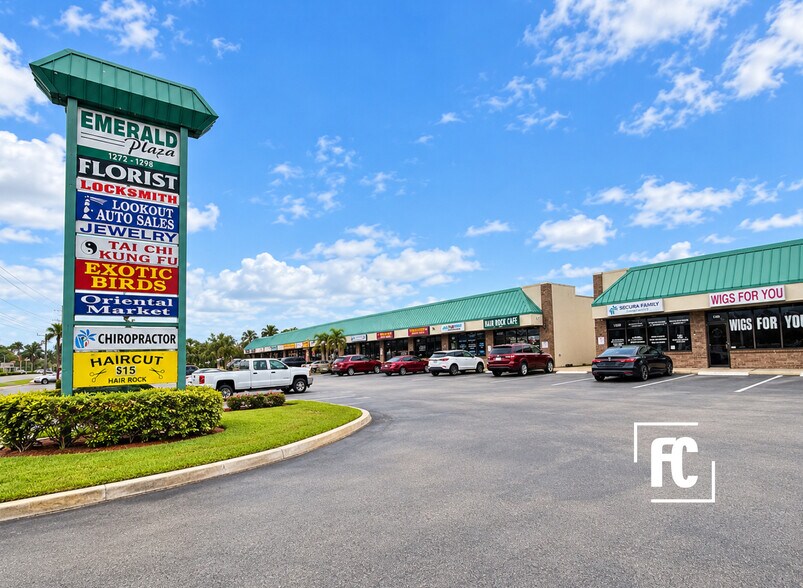 Primary Photo Of 1300-1326 NW Federal Hwy, Stuart Unknown For Lease