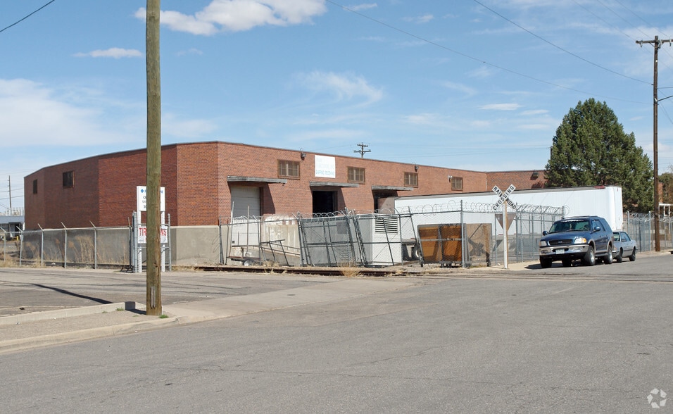 More Photos Of 5395 E 39th Ave, Denver Warehouse For Sale