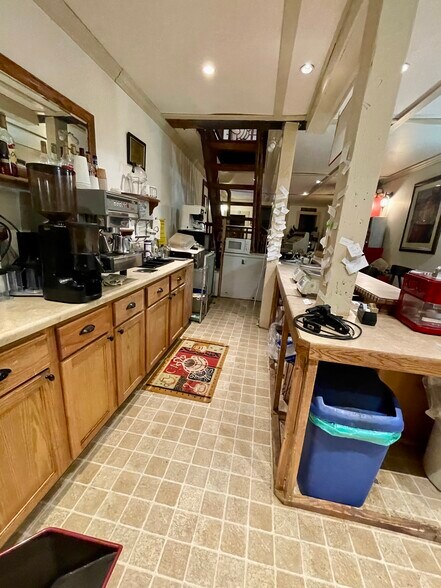 More Photos Of 136 Park Street, Butte General Retail For Sale