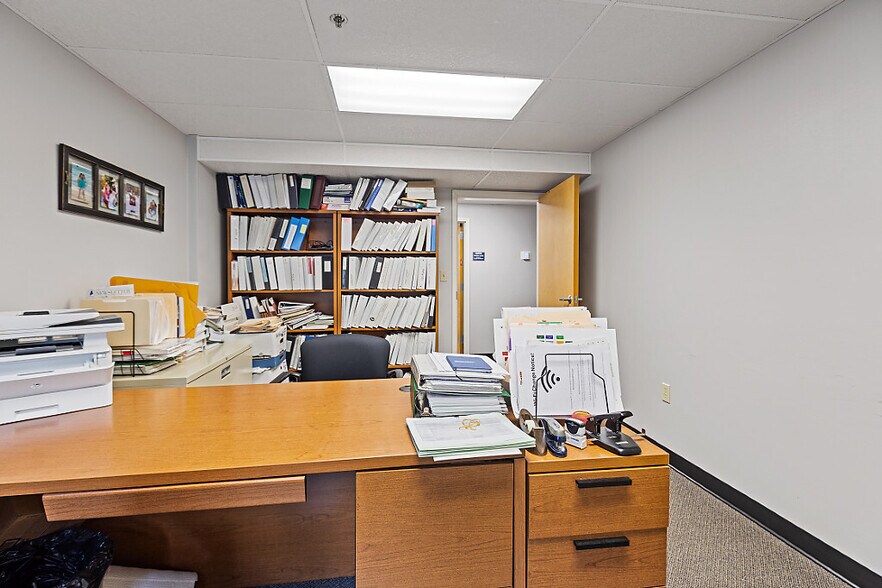 More Photos Of 323 State St, Augusta Office Residential For Sale