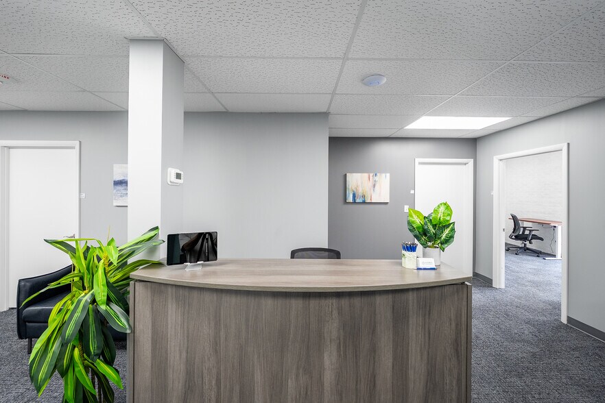 More Photos Of 4550 W 103rd St, Oak Lawn Coworking Space