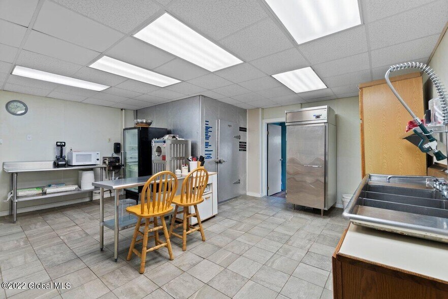 More Photos Of 5527-5531 Rte 7, Hoosick Falls General Retail For Sale