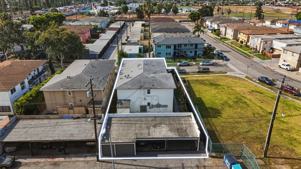 More Photos Of 3213 Bartdon Ave, Inglewood Apartments For Sale