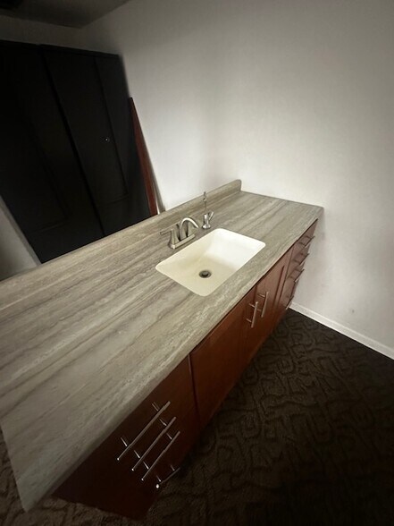 More Photos Of 3049 S Service Dr, Red Wing Loft Creative Space For Lease