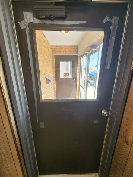 More Photos Of 103 Quarry Rd, Rochelle Warehouse For Lease