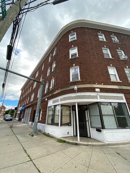More Photos Of 57 Whiting St, New Britain Apartments For Sale