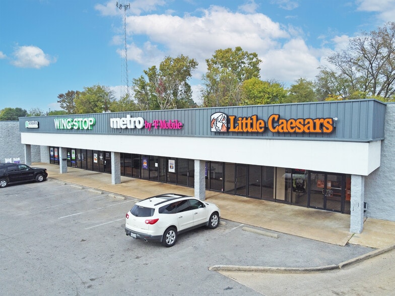 More Photos Of 2430 S High St, Longview General Retail For Lease