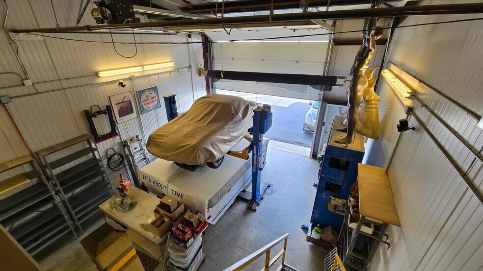 More Photos Of 3656 Stagecoach Rd, Longmont Warehouse For Sale