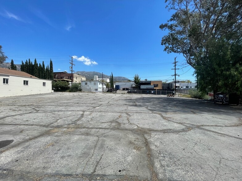 More Photos Of 7216 Valmont St, Tujunga Lodge Meeting Hall For Sale