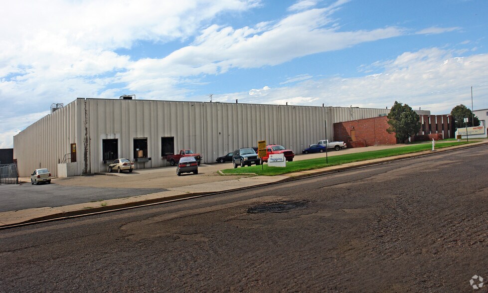 More Photos Of 4881 Ironton St, Denver Manufacturing For Sale