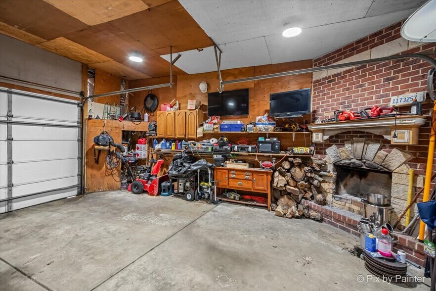 More Photos Of 5801 W 16th St, Cicero Multifamily For Sale