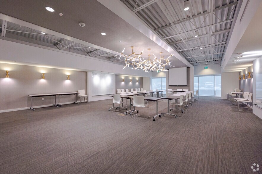 More Photos Of 35 Nutmeg Dr, Trumbull Light Manufacturing For Lease